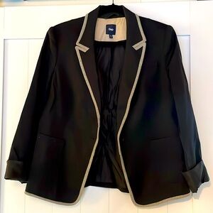 Gap Contrast Trim blazer